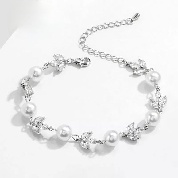 HEPBURN - Simulated Pearl and Marquise Cut Bracelet